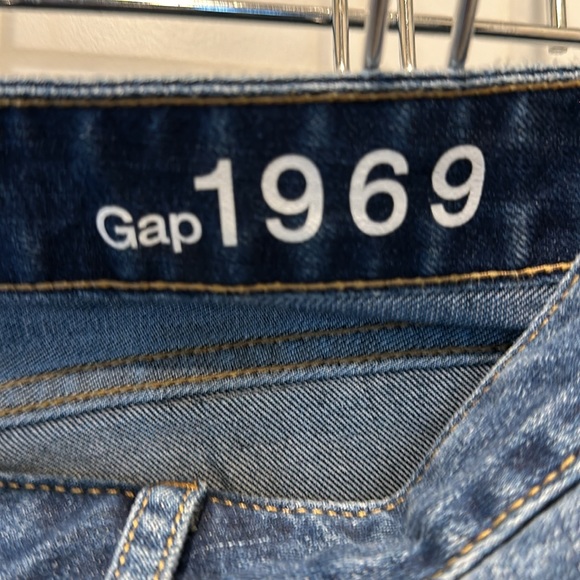 Gap Jeans - Picture 3 of 4